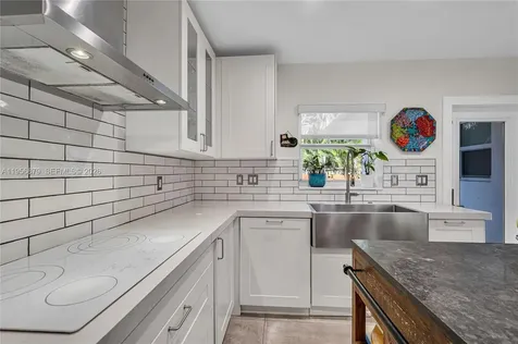3535 W Glencoe Street Miami FL 33133