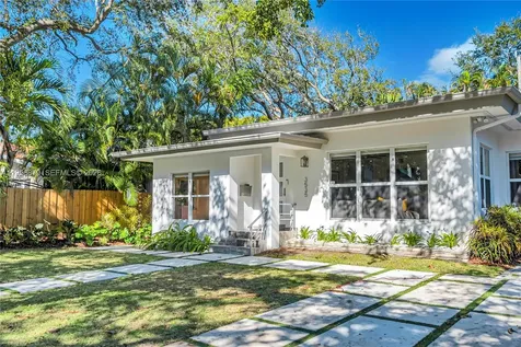 3535 W Glencoe Street Miami FL 33133