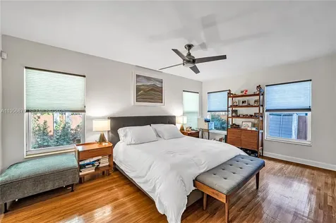 3535 W Glencoe Street Miami FL 33133