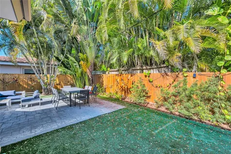 3535 W Glencoe Street Miami FL 33133