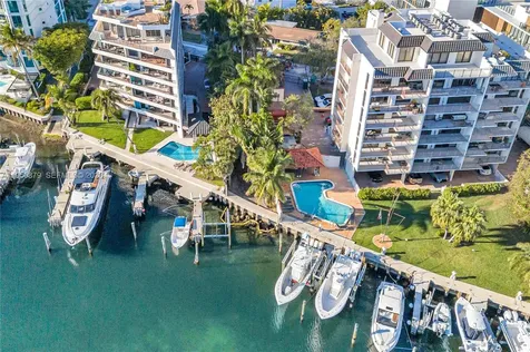 3535 W Glencoe Street Miami FL 33133