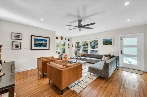3535 W Glencoe Street Miami FL 33133