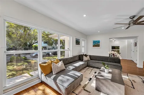 3535 W Glencoe Street Miami FL 33133