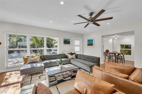 3535 W Glencoe Street Miami FL 33133