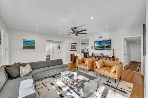 3535 W Glencoe Street Miami FL 33133