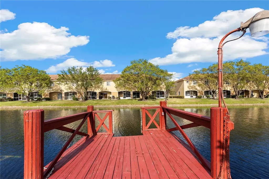 5706 NW 81st Avenue Tamarac FL 33321