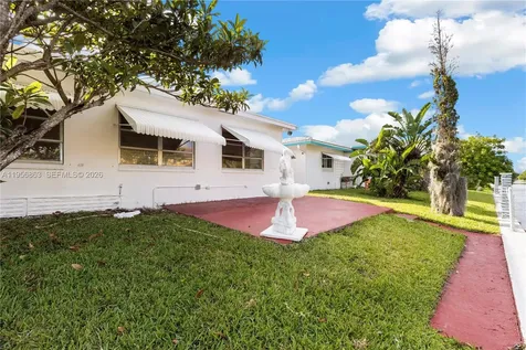 5706 NW 81st Avenue Tamarac FL 33321