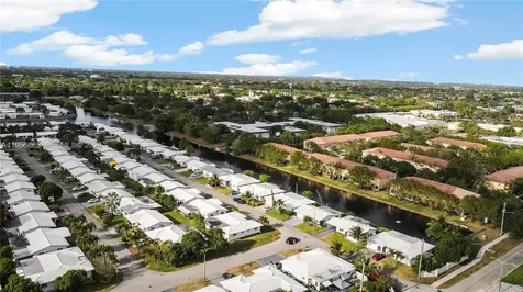 5706 NW 81st Avenue Tamarac FL 33321