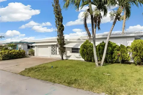 5706 NW 81st Avenue Tamarac FL 33321