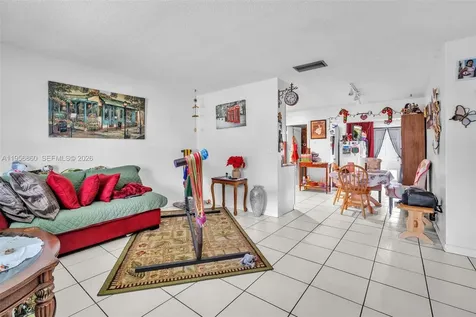7021 SW 19th Place North Lauderdale FL 33068