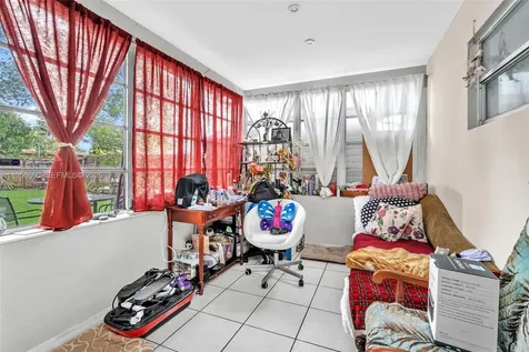 7021 SW 19th Place North Lauderdale FL 33068