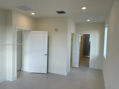 6453 NW 102nd Path Doral FL 33178