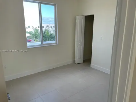 6453 NW 102nd Path Doral FL 33178