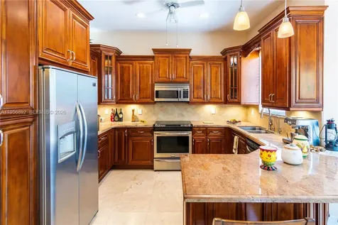 10564 NW 57th Street Doral FL 33178