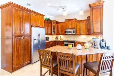 10564 NW 57th Street Doral FL 33178