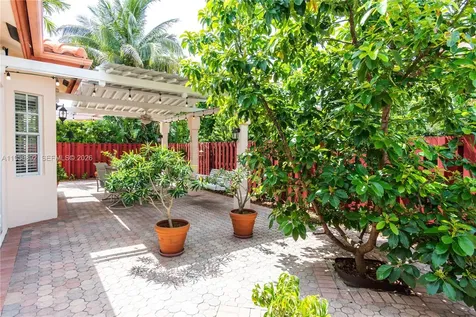 10564 NW 57th Street Doral FL 33178