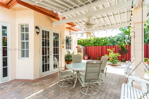 10564 NW 57th Street Doral FL 33178