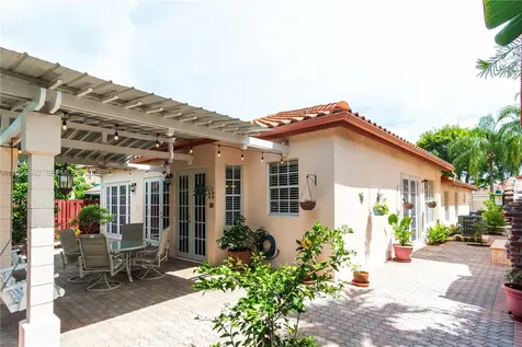 10564 NW 57th Street Doral FL 33178