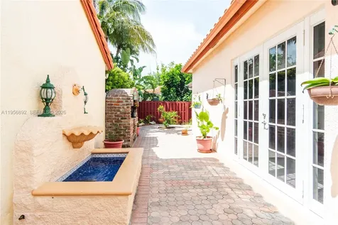 10564 NW 57th Street Doral FL 33178