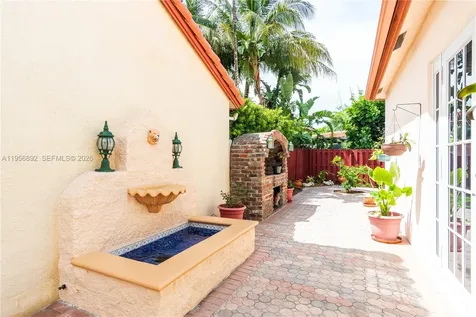 10564 NW 57th Street Doral FL 33178