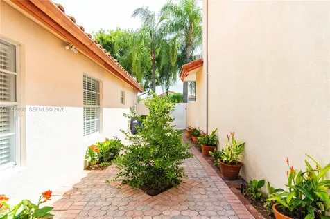 10564 NW 57th Street Doral FL 33178