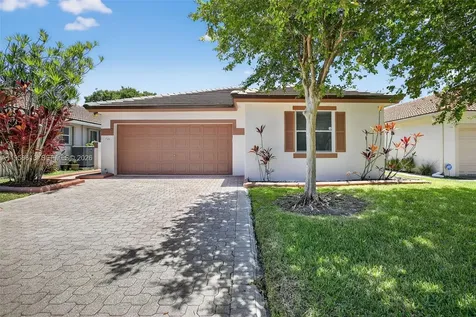 7306 NW 1st Manor Plantation FL 33317