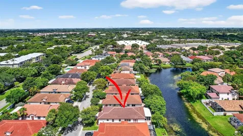 7306 NW 1st Manor Plantation FL 33317