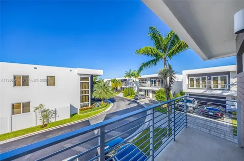 7541 NW 97th Court Doral FL 33178