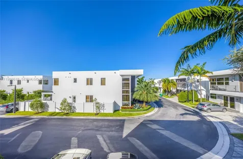7541 NW 97th Court Doral FL 33178