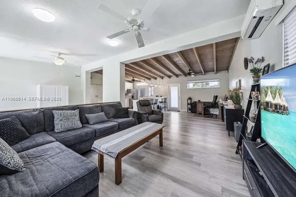 3309 SW 16th Street Fort Lauderdale FL 33312