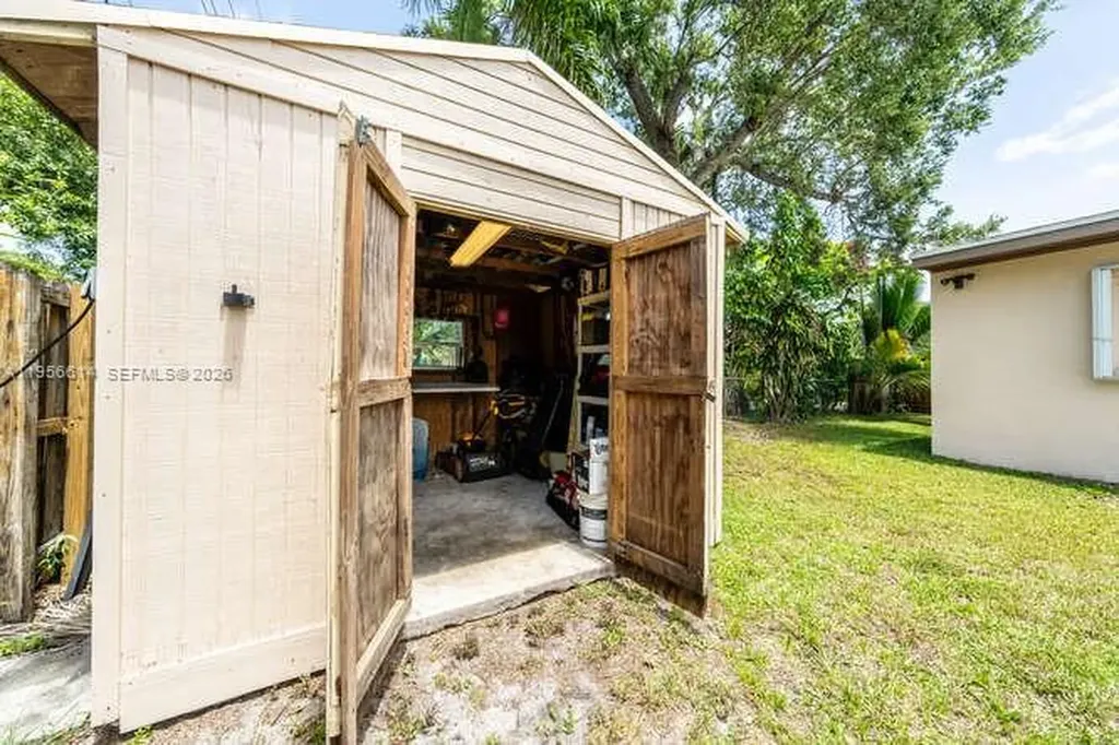 3309 SW 16th Street Fort Lauderdale FL 33312