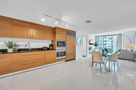 485 Brickell Avenue Miami FL 33131