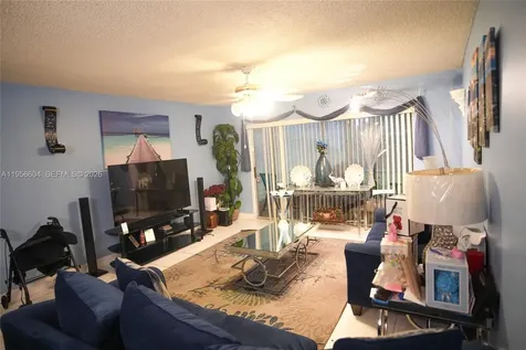 3774 Inverrary Boulevard Lauderhill FL 33319