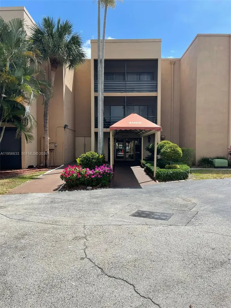 4000 N Hills Drive Hollywood FL 33021