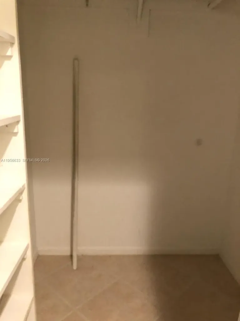 4000 N Hills Drive Hollywood FL 33021