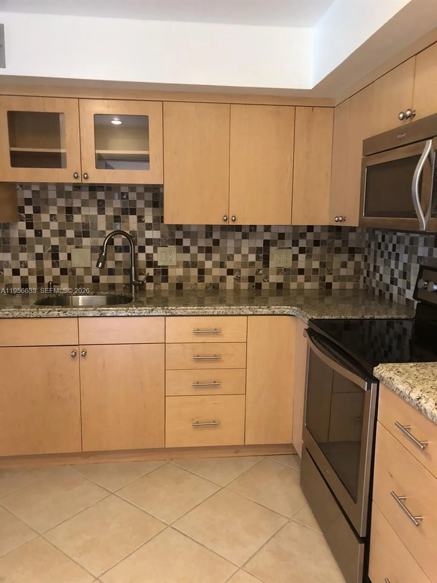4000 N Hills Drive Hollywood FL 33021
