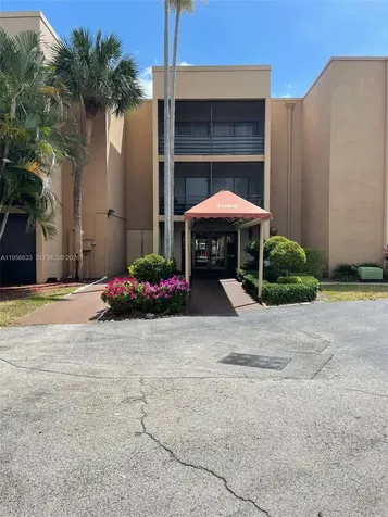 4000 N Hills Drive Hollywood FL 33021