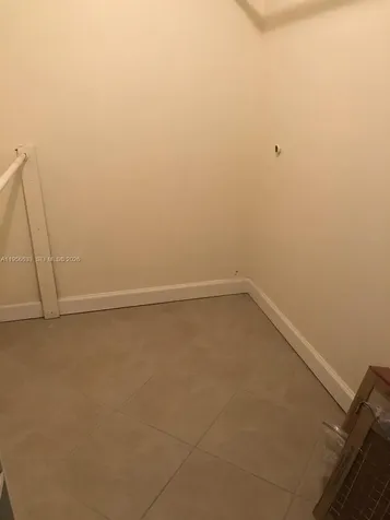 4000 N Hills Drive Hollywood FL 33021