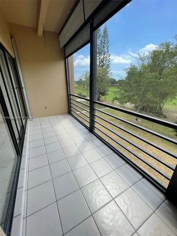 4000 N Hills Drive Hollywood FL 33021