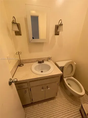 4000 N Hills Drive Hollywood FL 33021