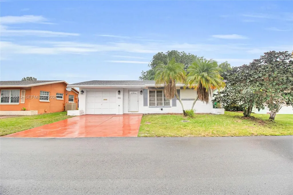 5718 NW 66th Avenue Tamarac FL 33321