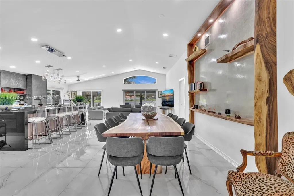 3388 SW 49th Street Hollywood FL 33312