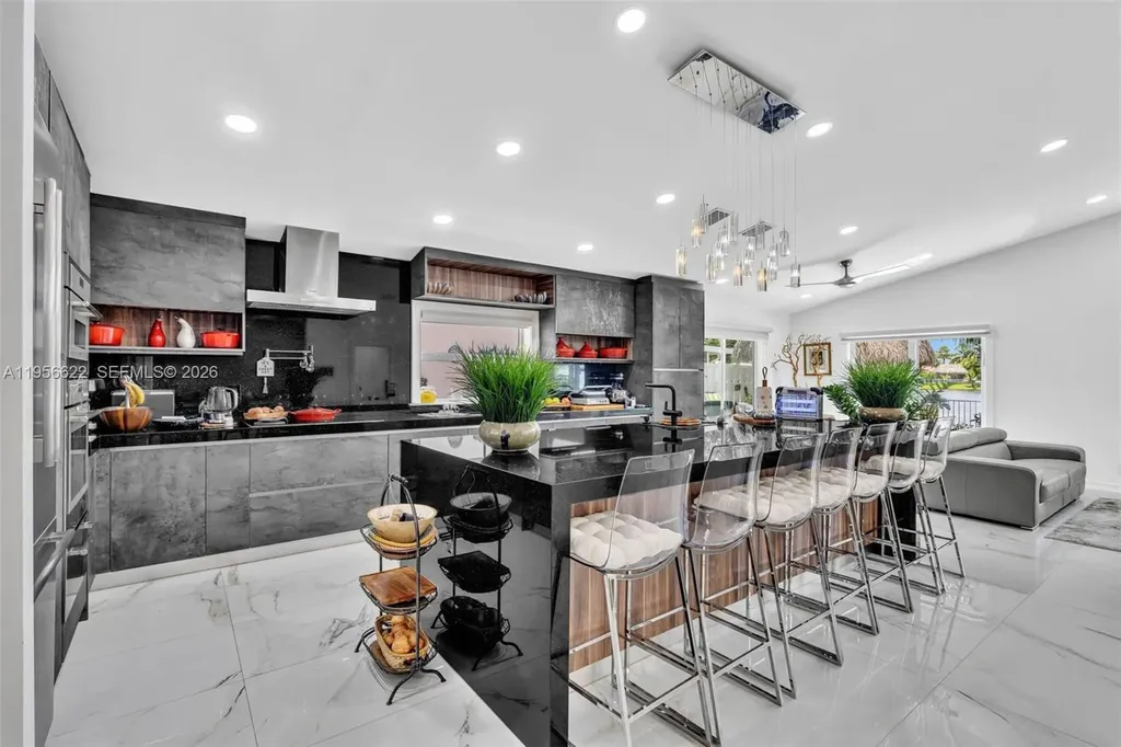 3388 SW 49th Street Hollywood FL 33312