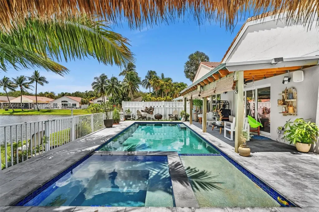 3388 SW 49th Street Hollywood FL 33312