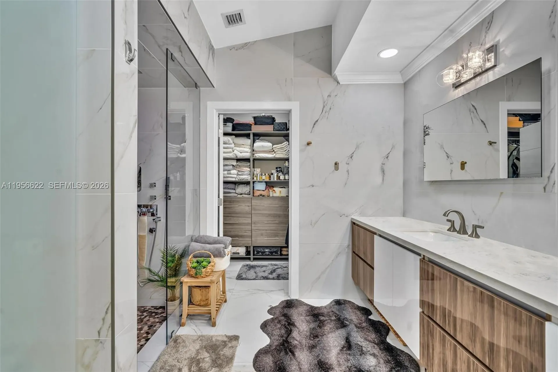 3388 SW 49th Street Hollywood FL 33312