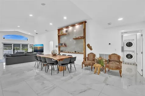 3388 SW 49th Street Hollywood FL 33312