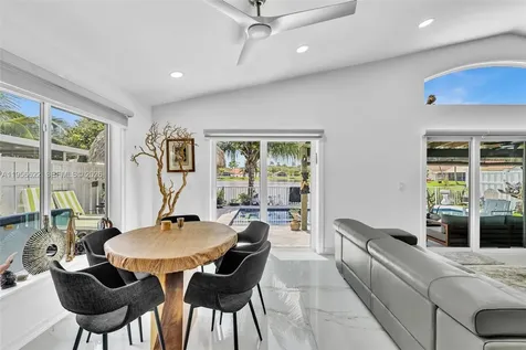 3388 SW 49th Street Hollywood FL 33312