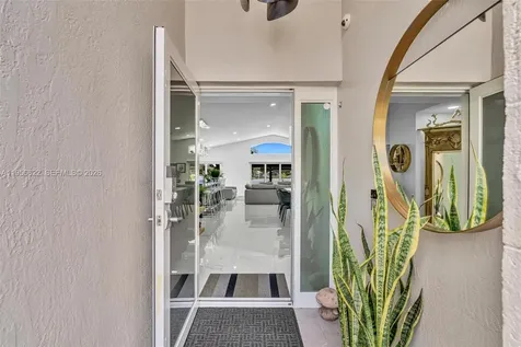 3388 SW 49th Street Hollywood FL 33312
