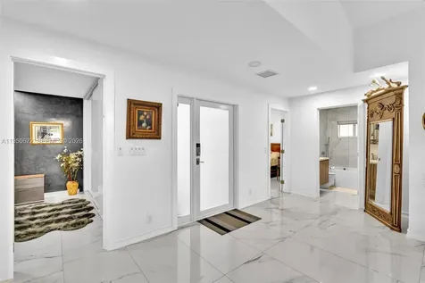 3388 SW 49th Street Hollywood FL 33312