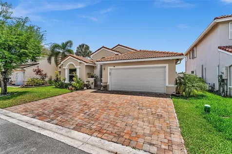 3388 SW 49th Street Hollywood FL 33312